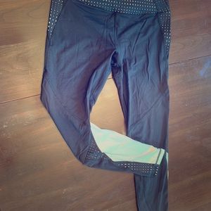 VICTORIA SECRET VSZ COOLANT KNOCKOUT LEGGINGS